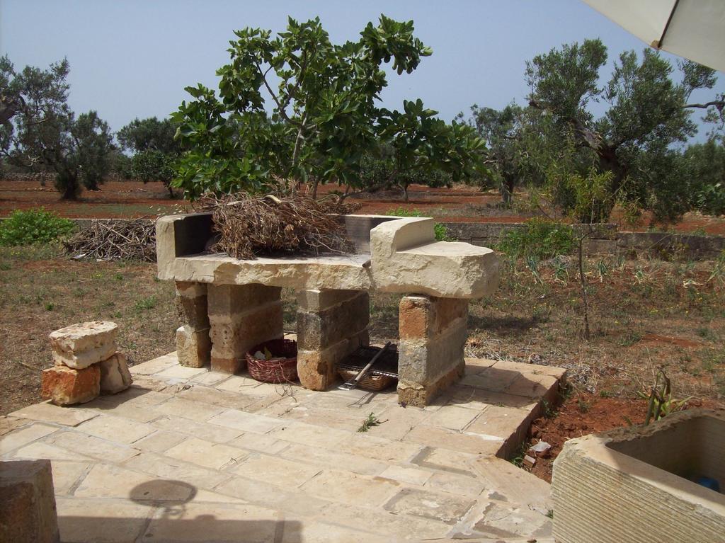 Trullo Contrada Stracca Guest House Alliste Exterior foto