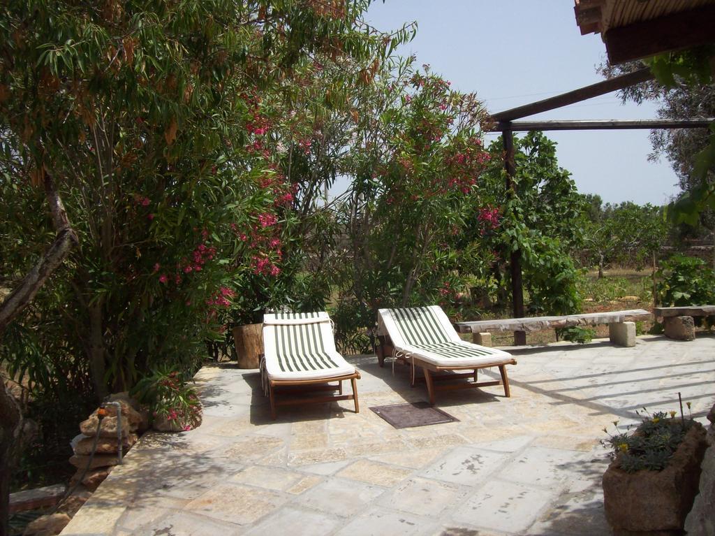 Trullo Contrada Stracca Guest House Alliste Exterior foto