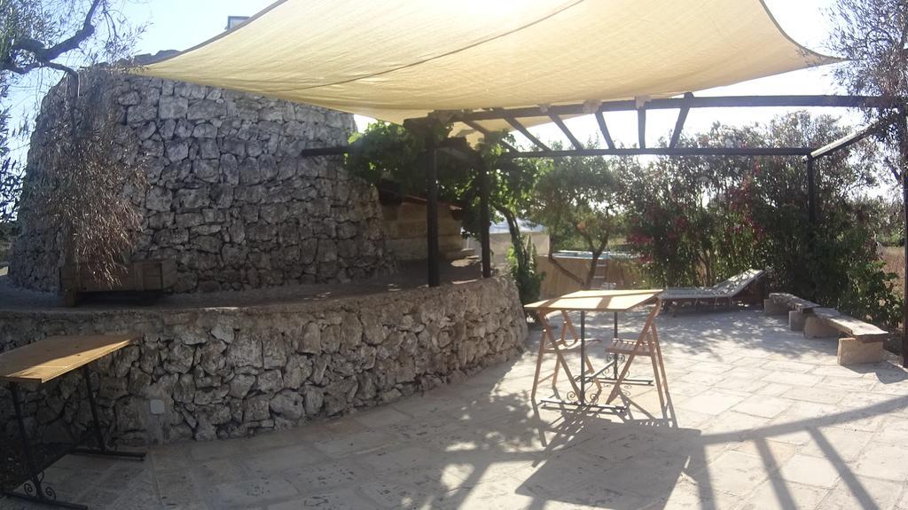 Trullo Contrada Stracca Guest House Alliste Exterior foto